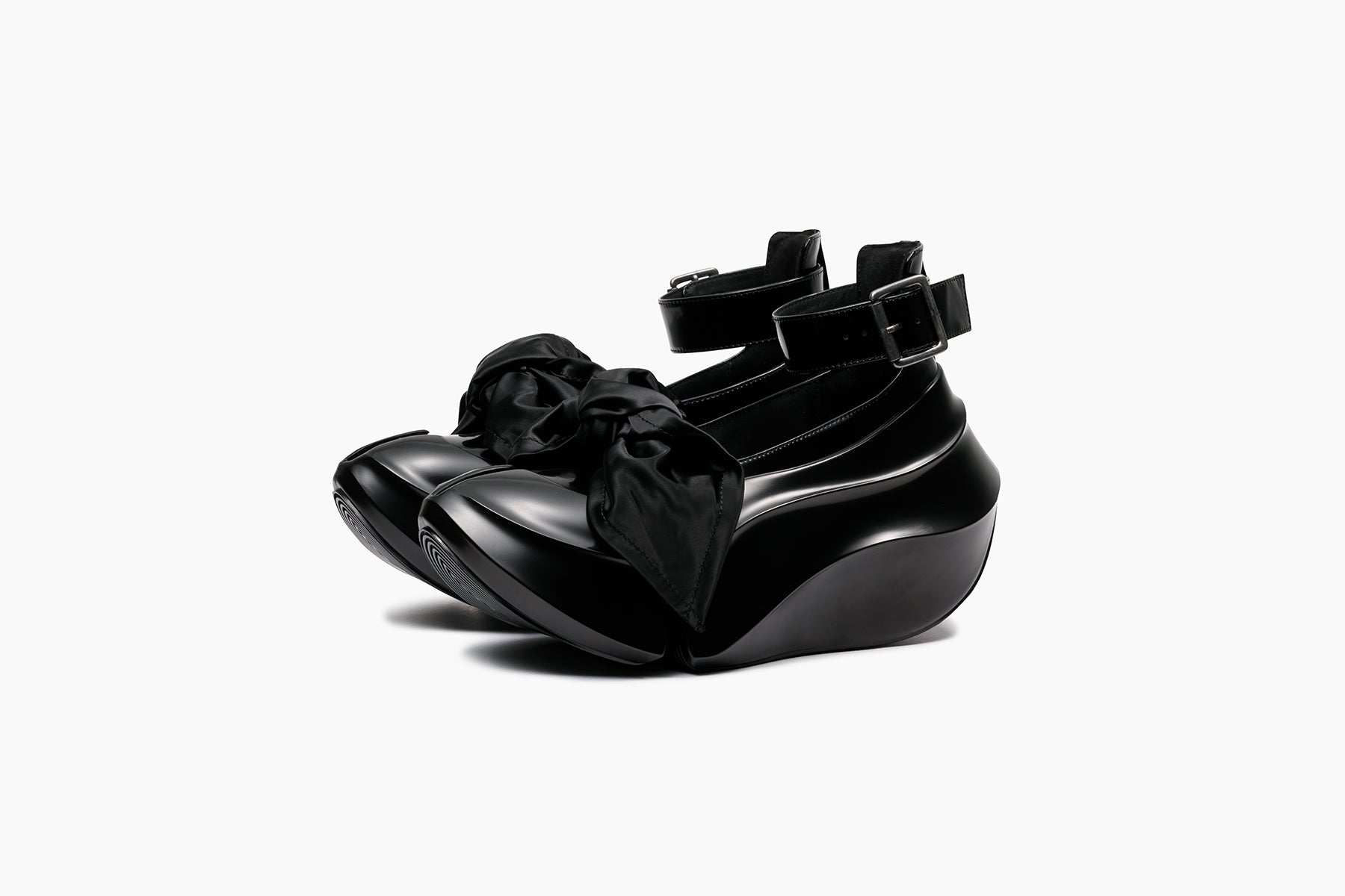 grounds ORCA HANKIE SANDAL BLACK / BLACK PAINT