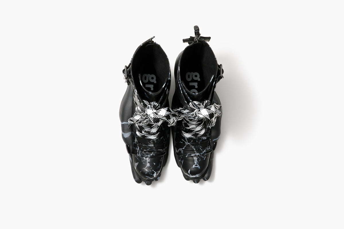 grounds MANUS MONUM BLACK MARBLE / BLACK MARBLE